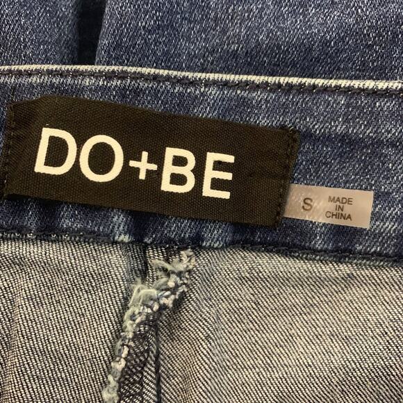Do + Be Jeans Women's Small Pleated Flare High Rise Dark Wash Raw Hem Stretch - Picture 5 of 6
